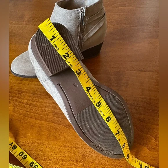 Old Navy•girl’s suede ankle boots•size 3•side zipper•brown/grey/taupe•buckle - Picture 14 of 14